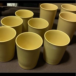 Price ⬇️ Vintage harvest gold 6 small and 3 medium tumblers by Tupperware